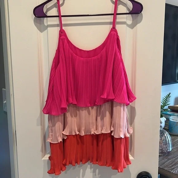 Entro Ruffled Top - Picture 3 of 5